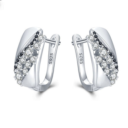 Refined Stylish And Versatile Stud Earrings