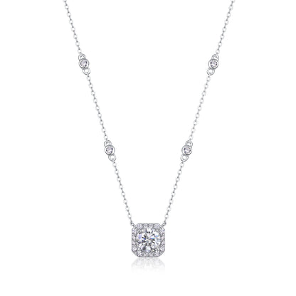 Fashionable And Luxurious Diamond Jewelry Pendant